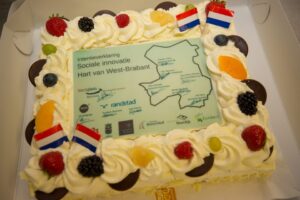 Taart voor de deelnemers van de pilot Sociale Innovatie